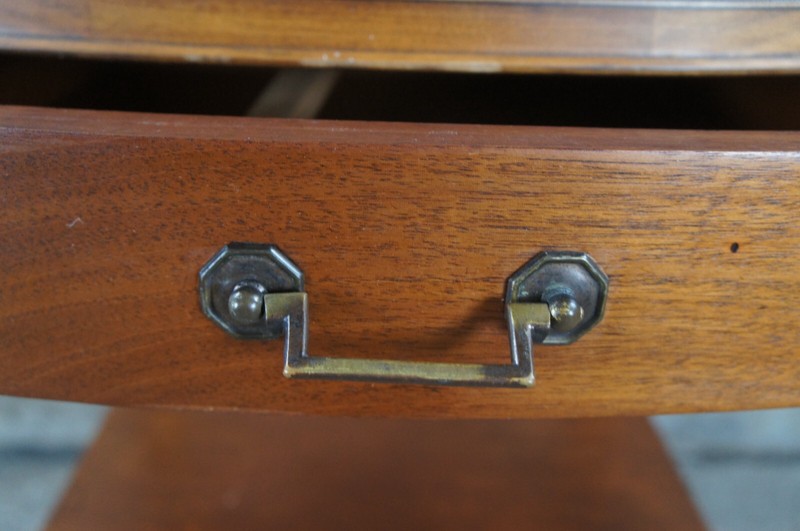 Mid Century Sheraton Style Mahogany Association Tooled Leather Top SideEnd Table gallery