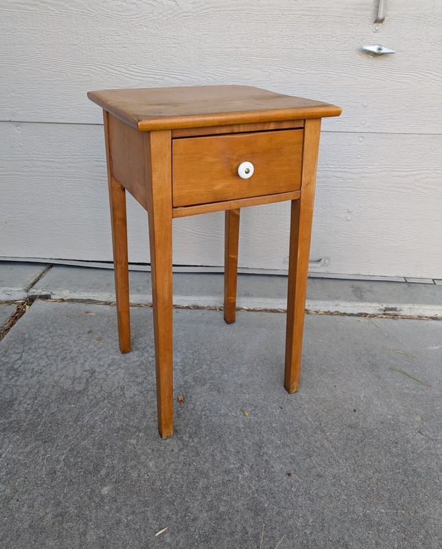 Antique Shaker Rustic Country Maple Wood 1-Drawer Side Table Nightstand