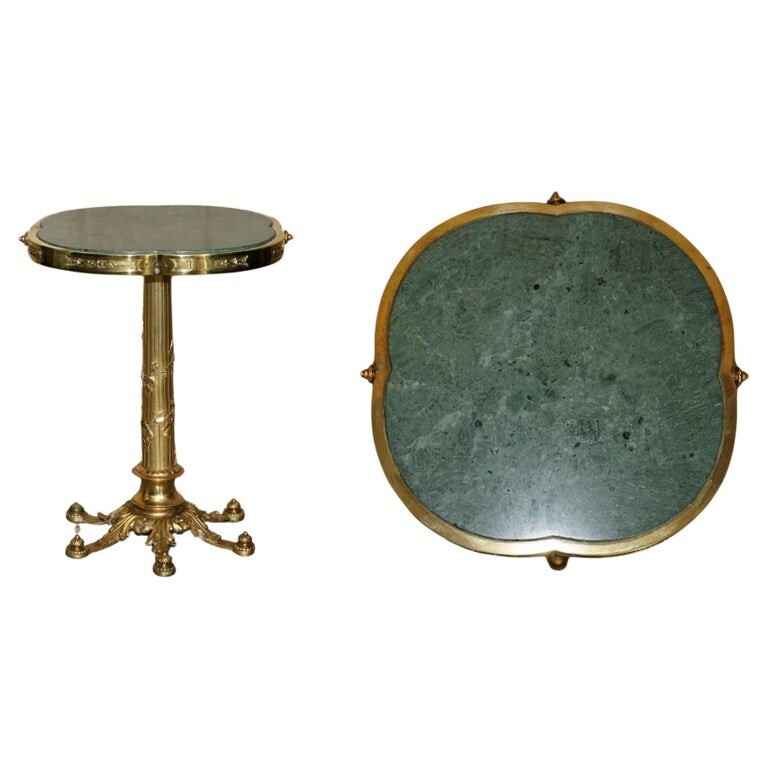 EXQUISITE ANTIQUE CIRCA 1900 BRASS SIDE END LAMP TABLE WITH THICK MARBLE TOP