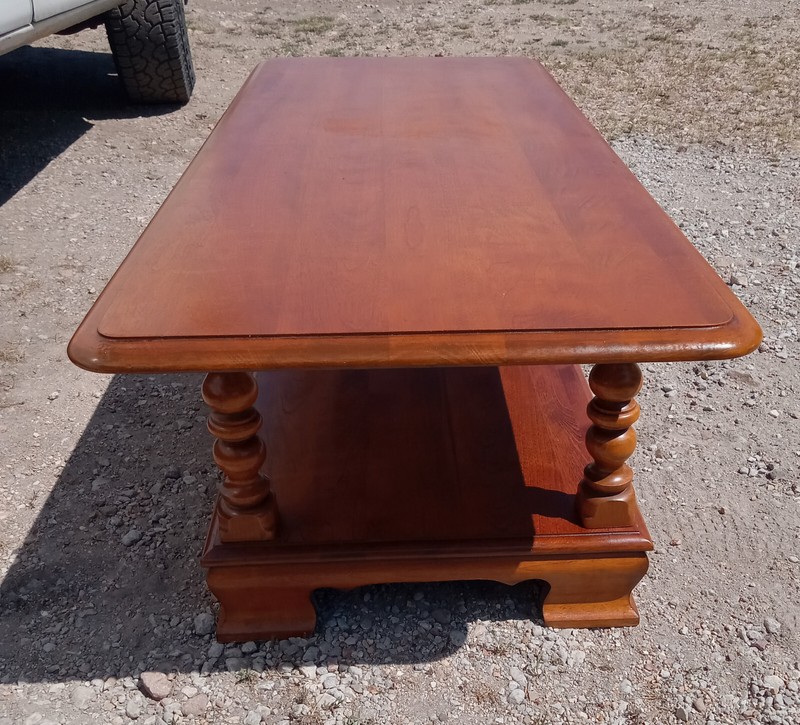 Mid Century Maple Ethan Allen Coffee Table (EA89) gallery