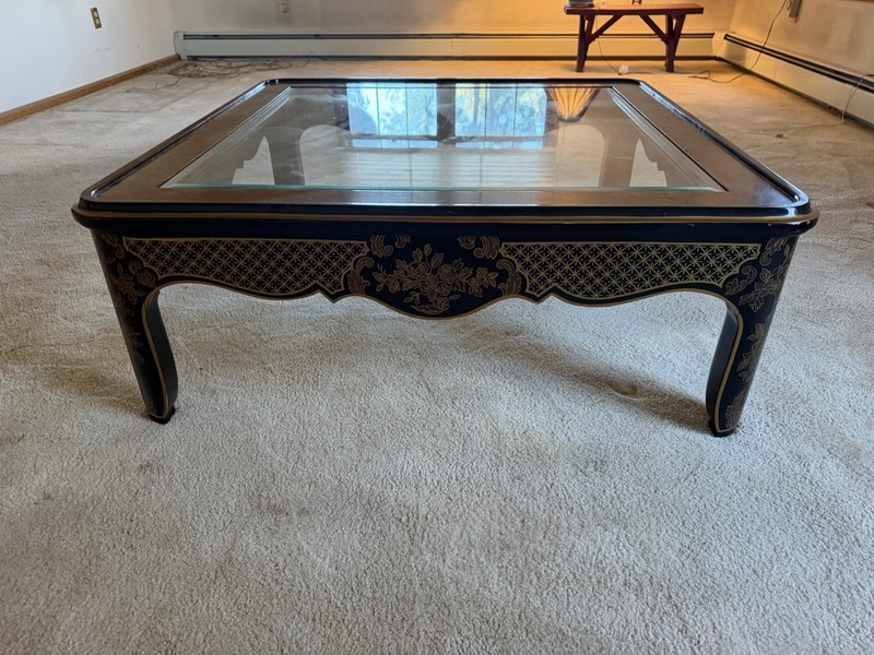 Drexel Heritage Et Cetera Collection Lacquered Asian Chinoiserie 42" Table gallery