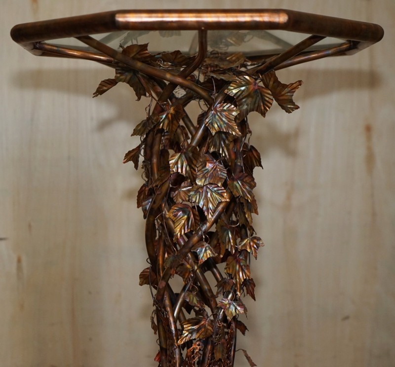 STUNNING & UNIQUE PAIR OF VINTAGE 1960'S ITALIAN COPPER FLORAL SIDE END TABLES gallery