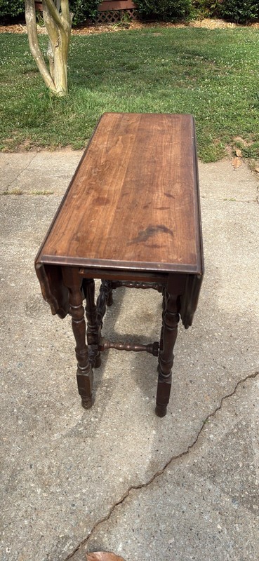 English Walnut Drop Leaf Gate Leg Table Narrow 20 century