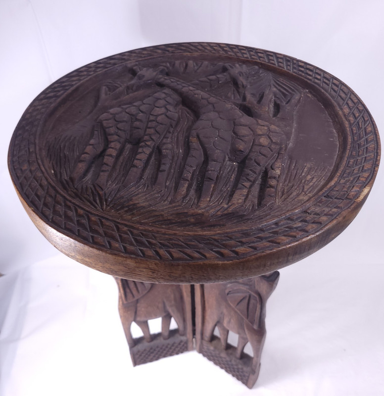 Vintage Hand Carved African Giraffe Table Elephant Folding Legs Small Table READ