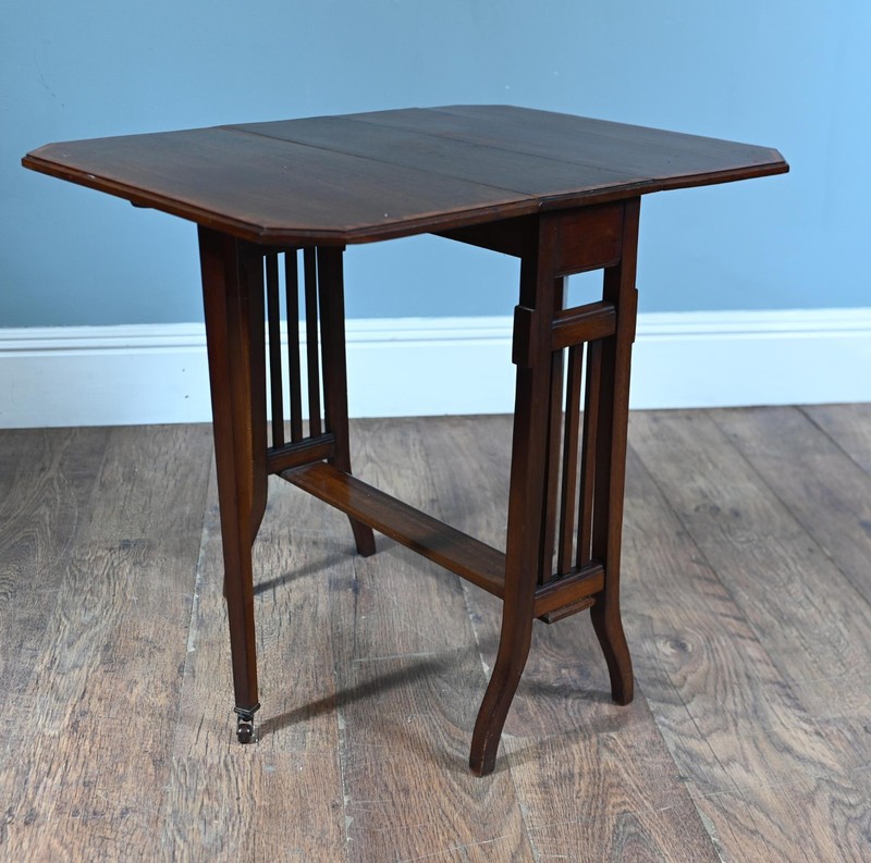 Arts and Crafts Side Table Drop Leaf Mahogany 1910 gallery