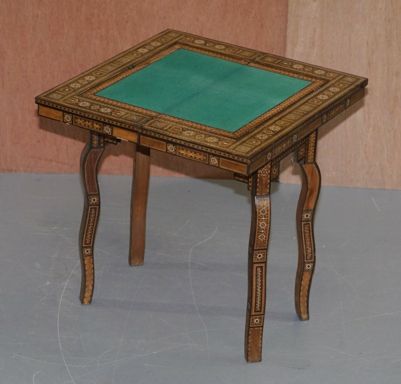 HIGHLY COLLECTABLE CIRCA 1910 SYRIAN DAMASCUS INLAID BACKGAMMON CARD TABLE gallery