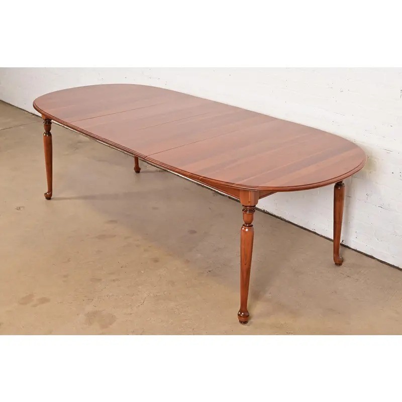 Ethan Allen American Colonial Extension Dining Table, Newly Refinished