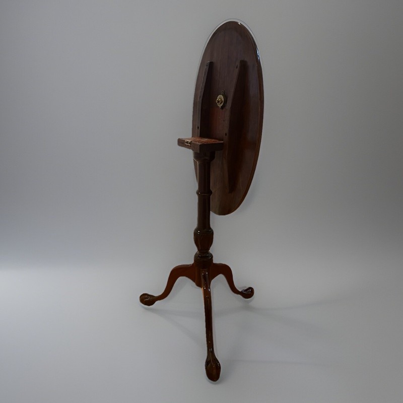 Antique Federal Mahogany Tilt Top Table with American Eagle Marquetry, C 1790 gallery