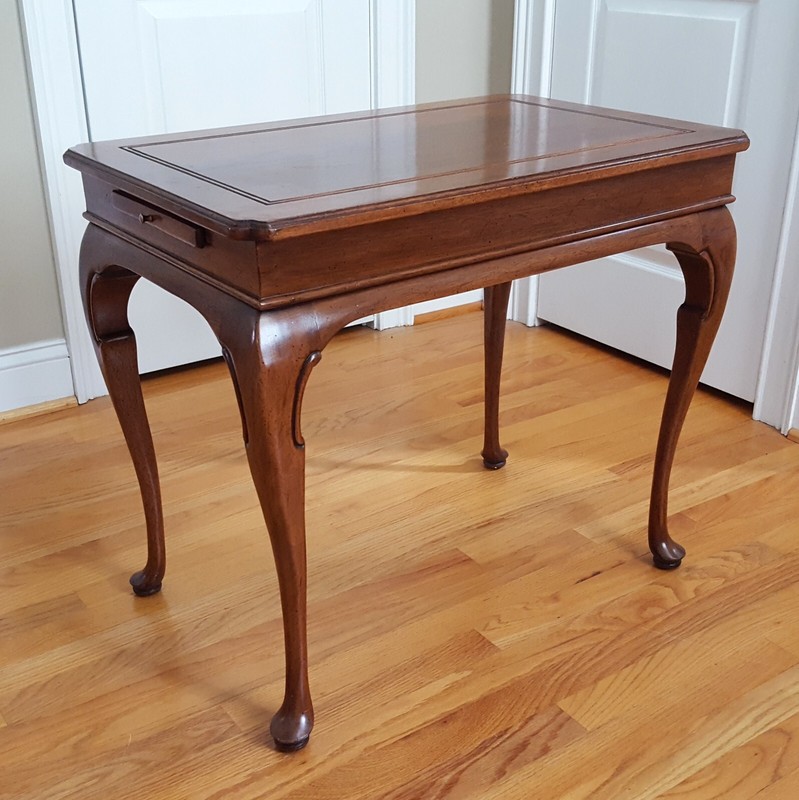 Vintage Queen Anne Style Tea Table Walnut/Mahogany Unmarked Two Pull Out Trays!