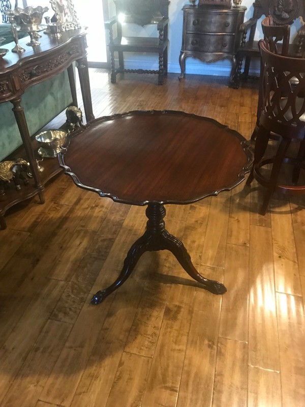 CHIPPENDALE-STYLE MAHOGANY PEDESTAL BASE TEA TABLE, TILT TOP. CHARAK FURNITURE gallery