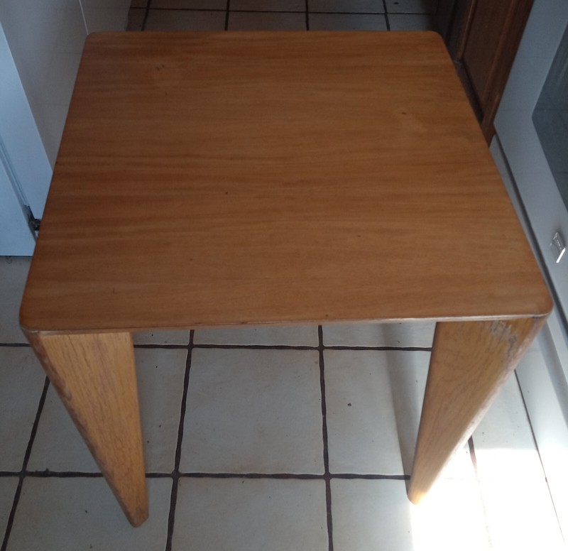 Mid Century Oak Formica Top Side Table / End Table (ET709) gallery