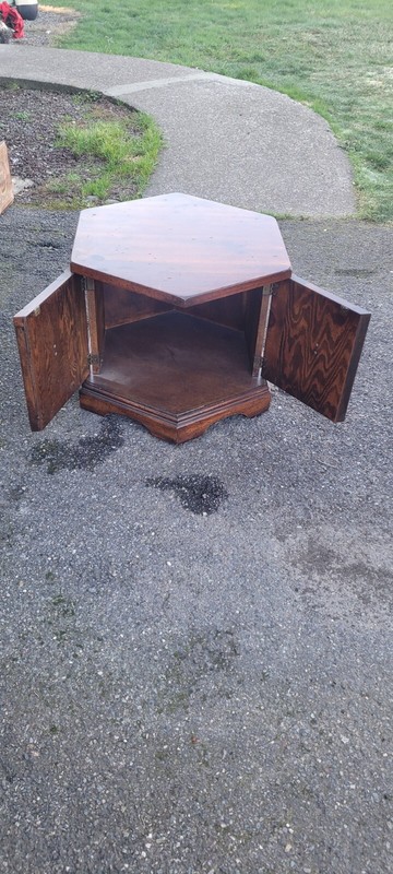 Hexagon oak side table x1