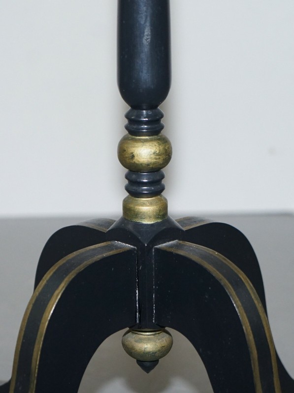 LAMP SIDE END TABLE WITH EBONISED BLACK FRAMES AND GOLD GILT WOOD DETAILING gallery