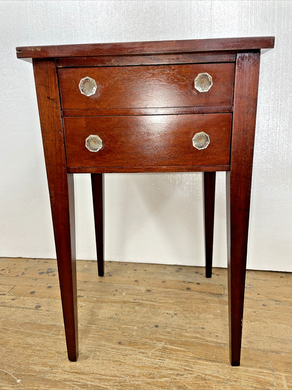 Vintage Mahogany 2 Drawer Table Nightstand lamp stand Glass knobs gallery