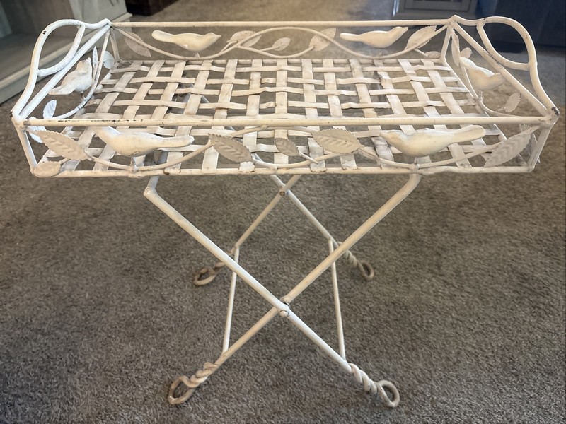 VTG Fold Up Wrought Iron Patio Side Table Garden Plant Stand airy lattice Top