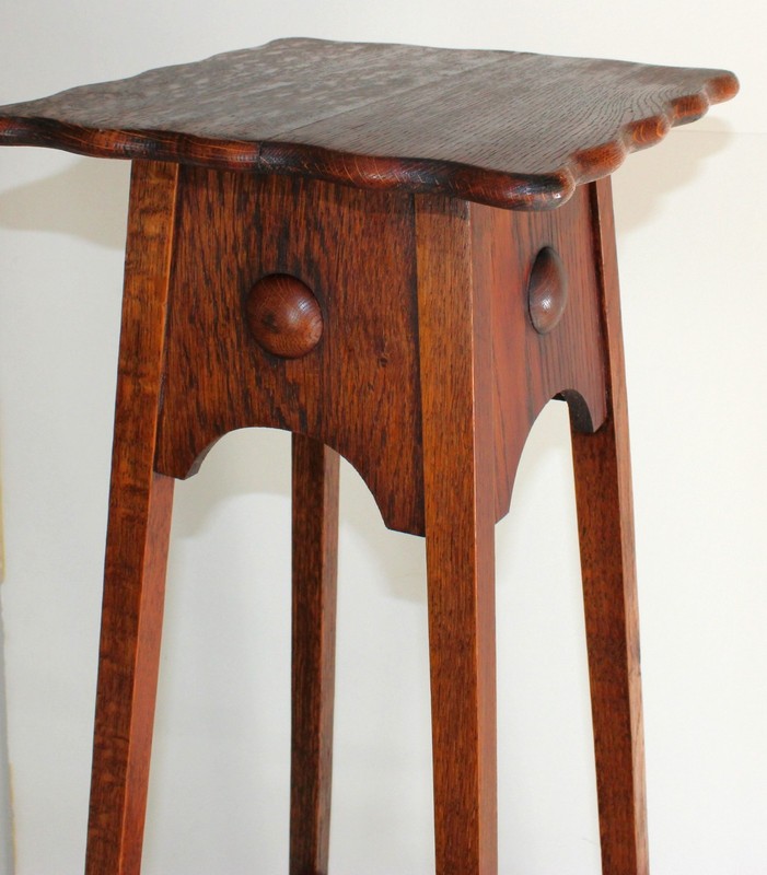 ANTIQUE ARTS AND CRAFTS OAK TABLE PEDESTAL PLANT STAND MINIMALIST TORCHERE 1900' gallery