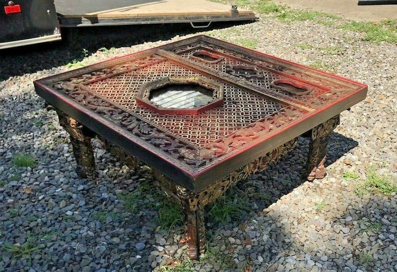 ORNATE ANTIQUE CHINESE CARVED ORIENTAL COFFEE TABLE
