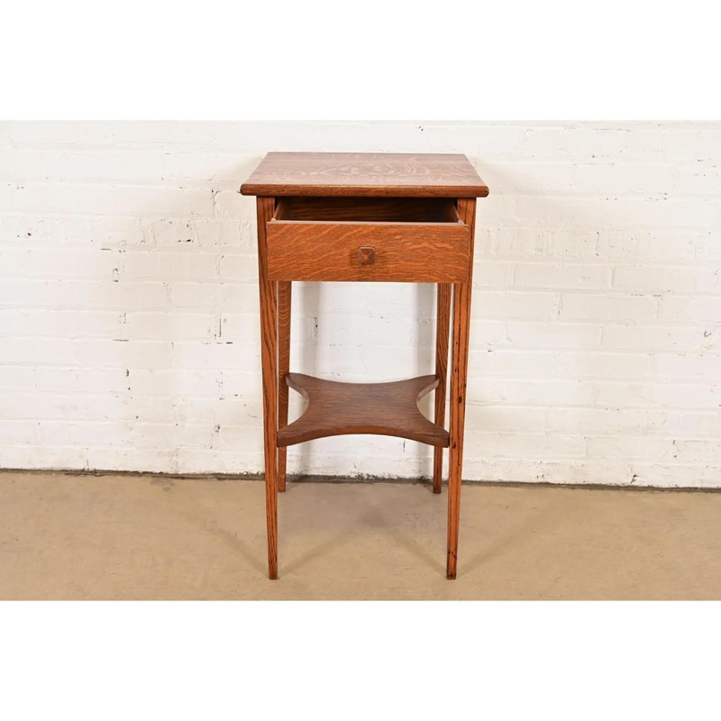 Limbert Style Antique Mission Oak Arts & Crafts Nightstand or Side Table gallery