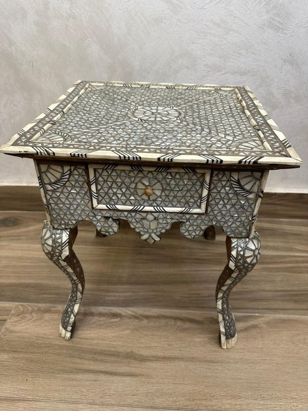 Antique Syrian Pedestal Table In Marquetry Inlaid With Mother-of-pearl C1900