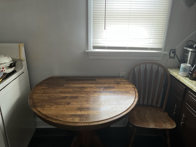 Tiger Eye Oak Dining Full Stellar gallery