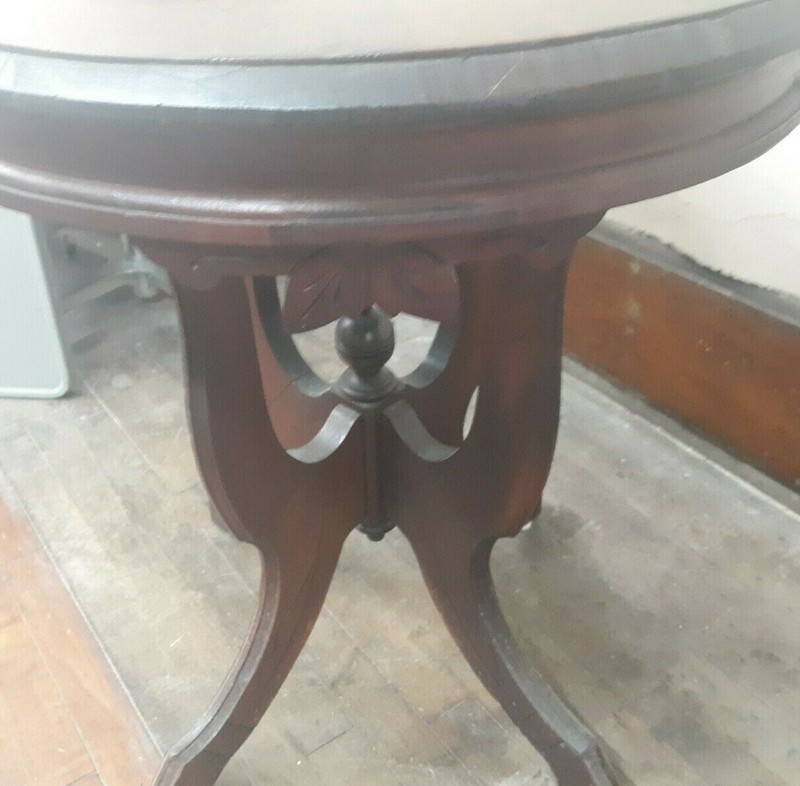 Antique 28" Victorian Walnut Oval Parlor Lamp Table w Fancy Inlay NICE Condition gallery