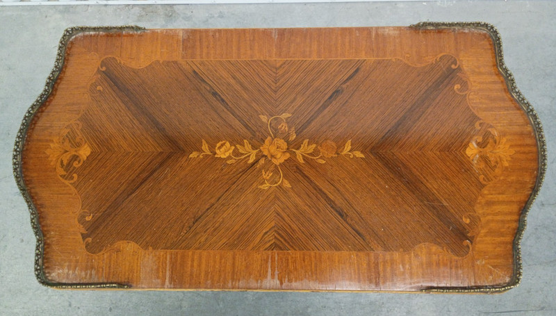 Ornate Hand Carved Wood FRENCH STYLE Inlaid Top Coffee Table with Glass Top gallery