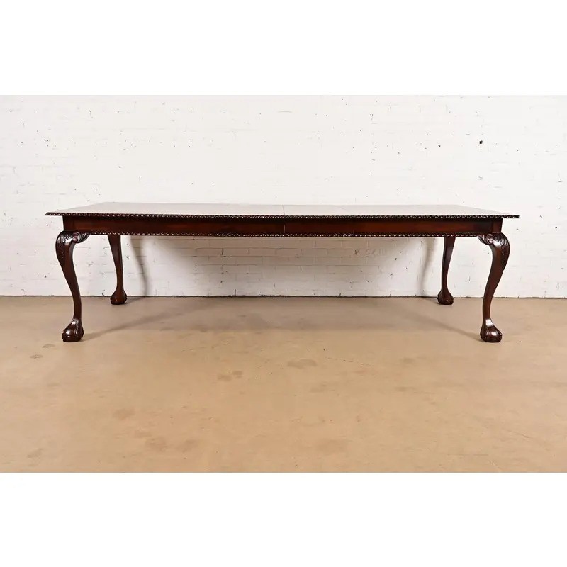 Henredon Style Chippendale Mahogany Extension Dining Table, Newly Refinished gallery