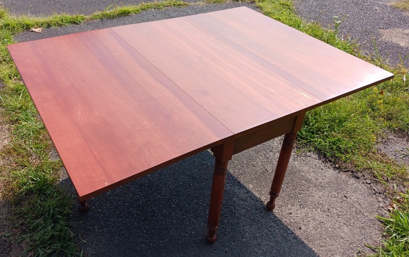 Antique American Sheraton Style Cherry Drop Leaf Dining Table Gate Leg gallery