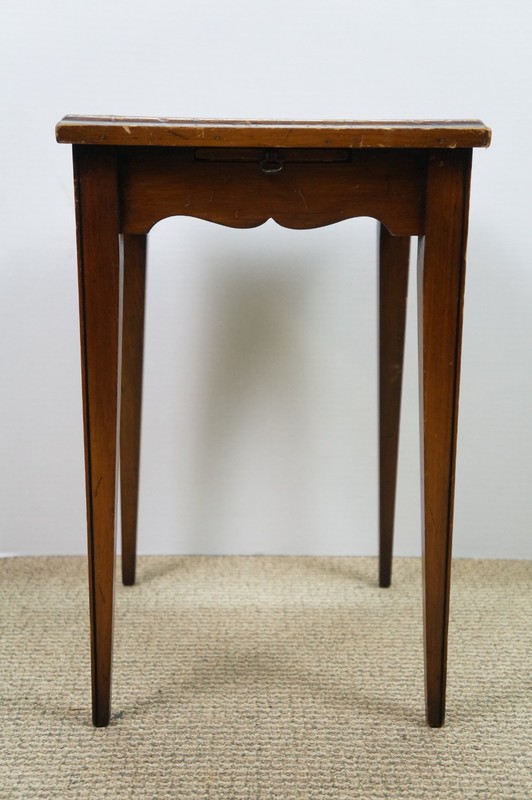Mid Century Walnut Floral Rose Tea Side Table w Pull Out Tray 19" gallery