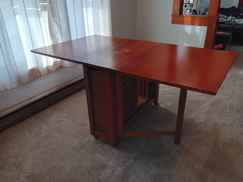 Vintage MCM Drop Leaf Table with 4 Folding Chairs