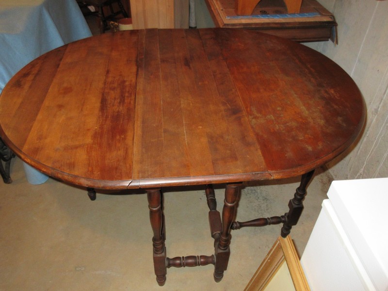 Antique Gateleg Table gallery