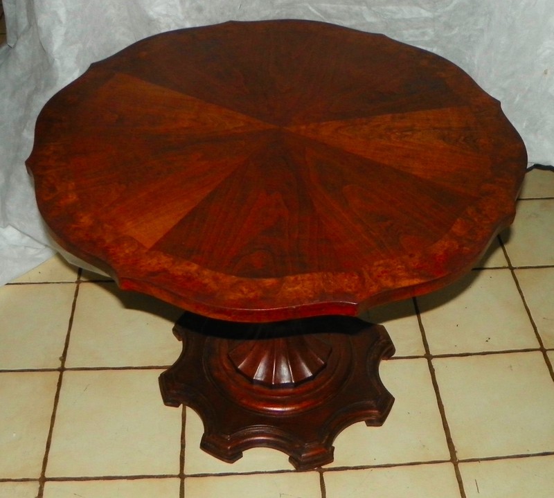 Burl Walnut Sunburst Inlaid Top Coffee / Center / Lamp Table by Weiman (CT-60)