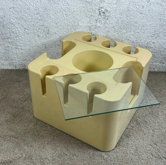 Mid Century Artemide Bacco Glass Tray Table gallery