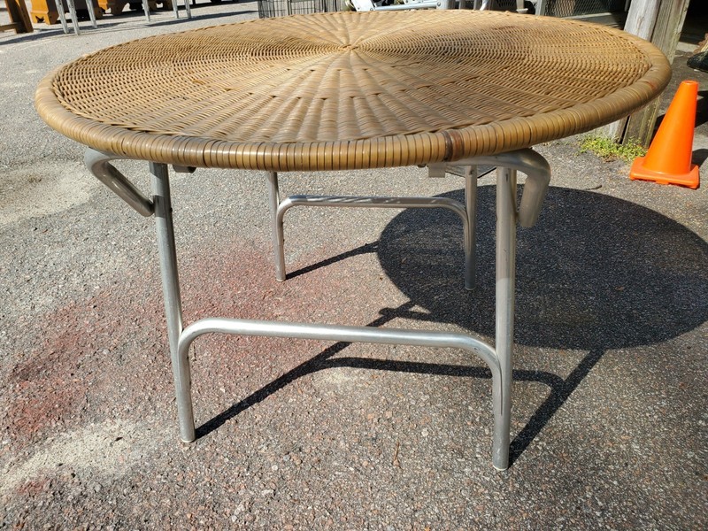 Folding Mid Century Rattan Table With Metal Base Folding gallery