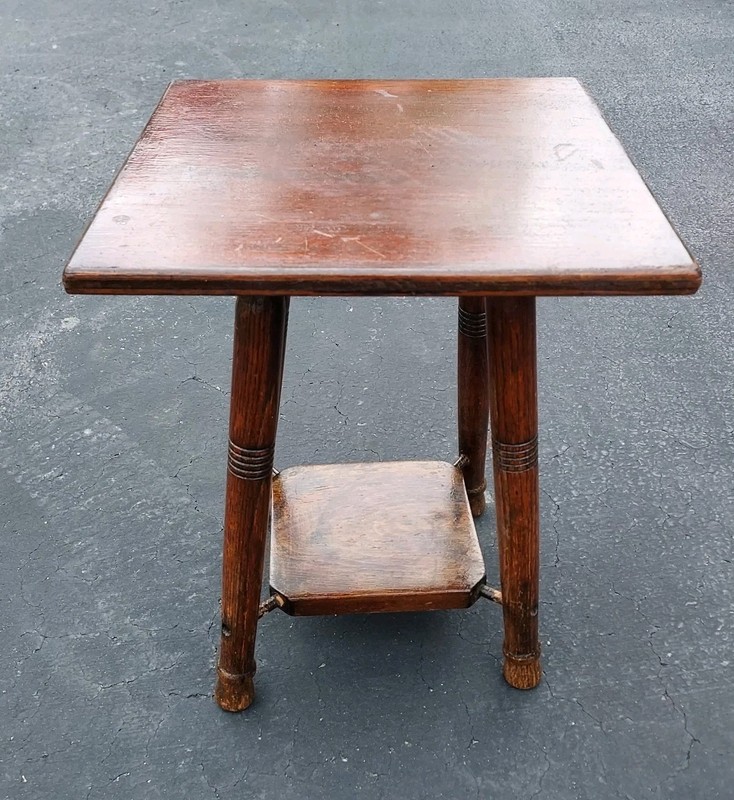 Vintage 1950’s Two-Tier Oak Parlor Side Table with Turned Legs 16″ Tall
