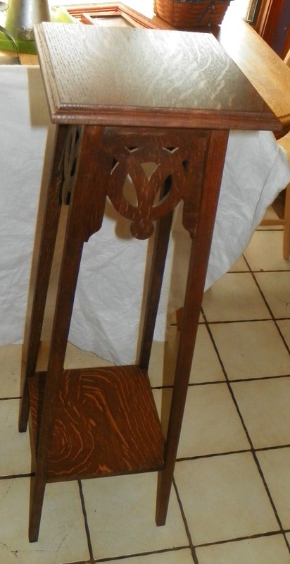 Solid Quartersawn Oak Mission Plant Stand (PS-231) gallery