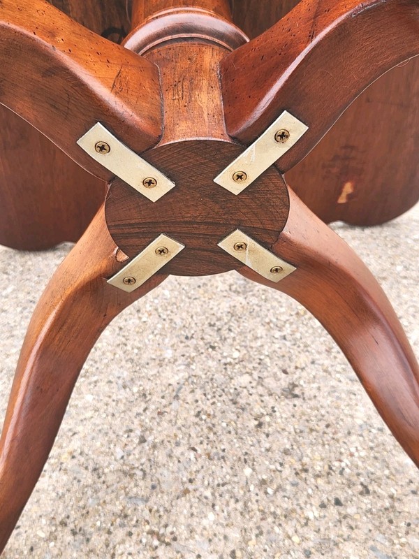 Vtg Tagged Beautiful Baker Furniture Georgian Style Oak Side Table 26 X 20 X 18 gallery