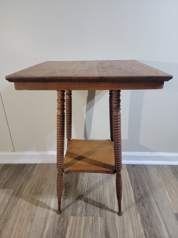 Antique Victorian-Style Two-Tier Parlor Table W/ Bobbin Turned Spindle Legs