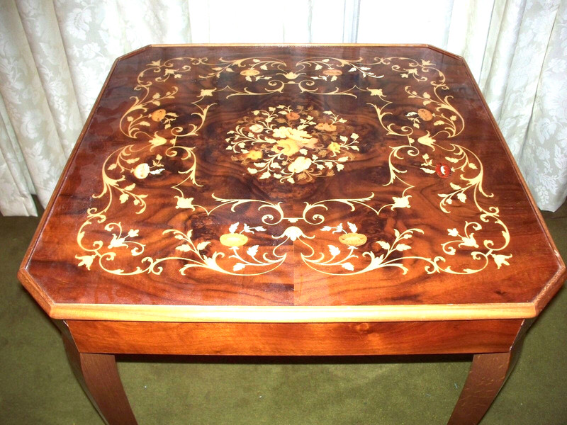 Italian Inlaid Wood Multi Game Table With Roulette, Checkers/Chess, Backgammon gallery