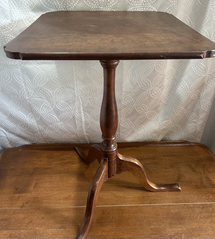 BARTLEY COLLECTION THE HENRY FORD MUSEUM SOLID CHERRY PEDESTAL SIDE TABLE 23.5” gallery