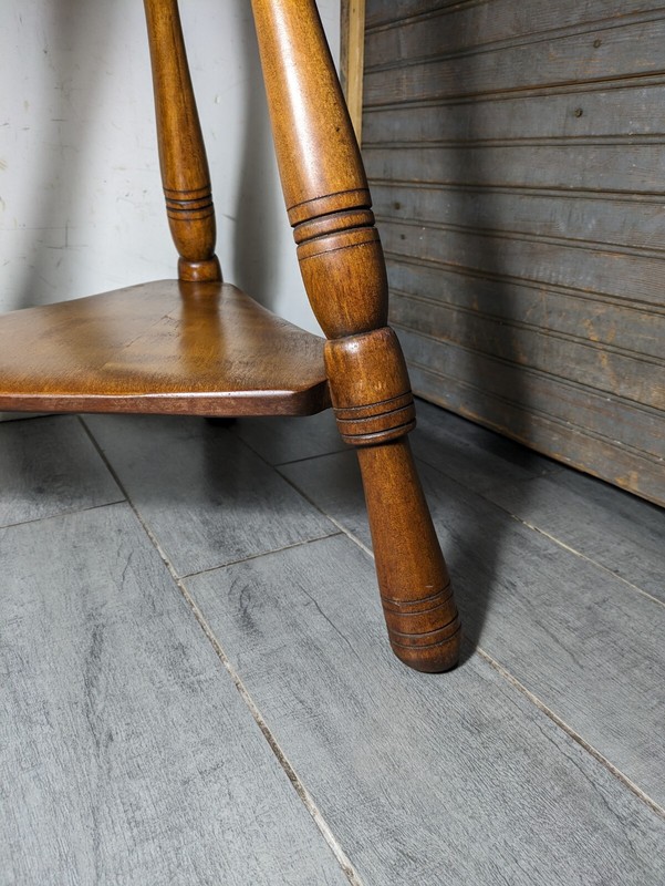 Vintage Cushman Colonial Creation Rustic Solid Maple Wood 3-Leg Table gallery