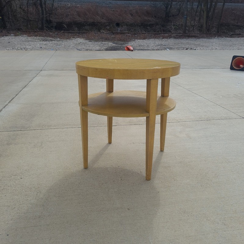 1950s T.H. Robsjohn-Gibbings Widdicomb Modern Original Lamp Side Table
