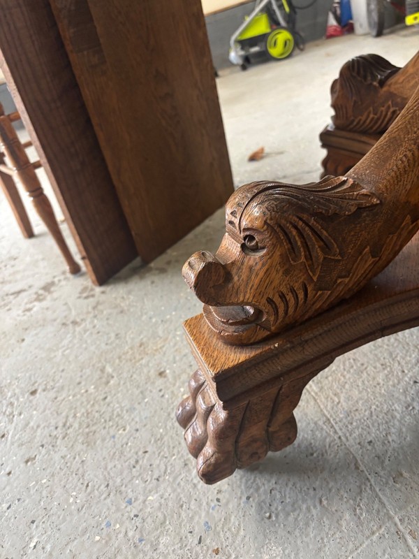Victorian RJ Horner oak pedestal lion head table and chairs gallery