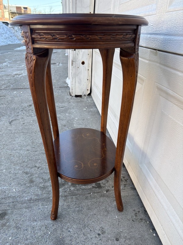 Vintage Italian Inlaid Oval Side Table Florentine Marquetry Accent End Table gallery