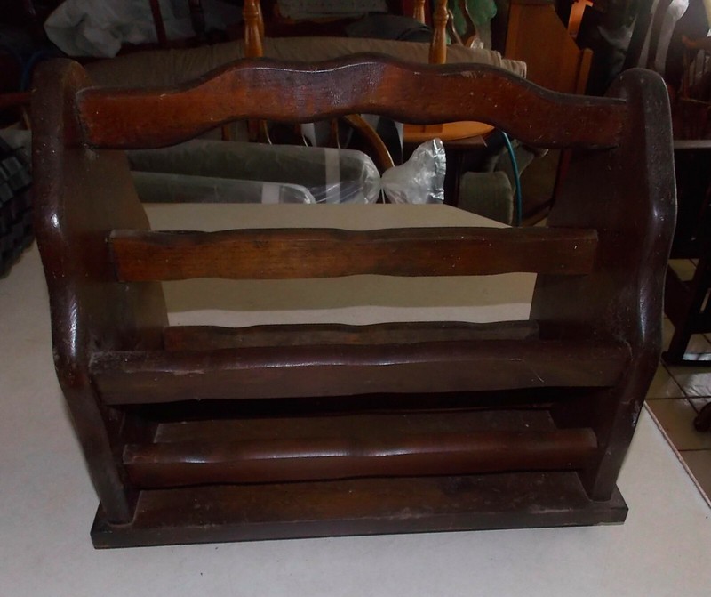 Pine Mid Century Magazine Rack / Magazine Stand (MR-20)