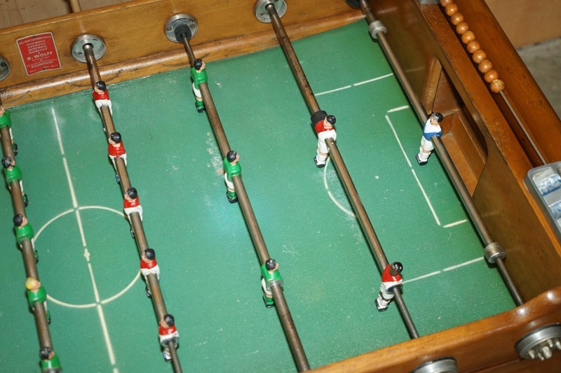 ANTIQUE FRENCH CIR 1920'S R WOLFF LES JEUX AUTOMATIQUES FOOTBALL FOOSBALL TABLE gallery