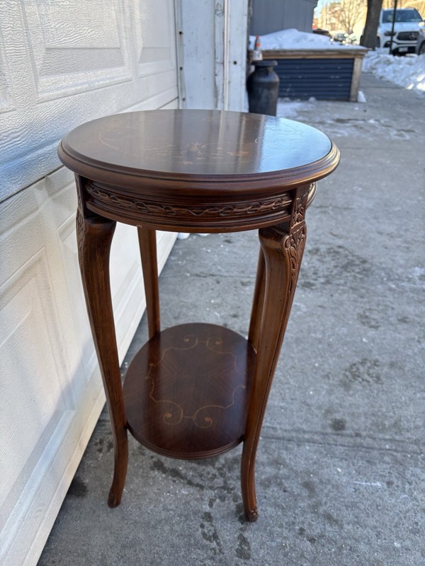 Vintage Italian Inlaid Oval Side Table Florentine Marquetry Accent End Table gallery