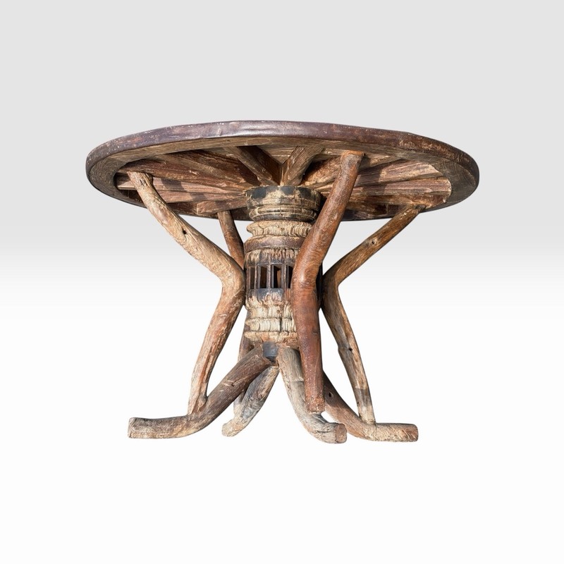 Rare Antique Hardwood Rustic Farmhouse Wagon wheel Center Table