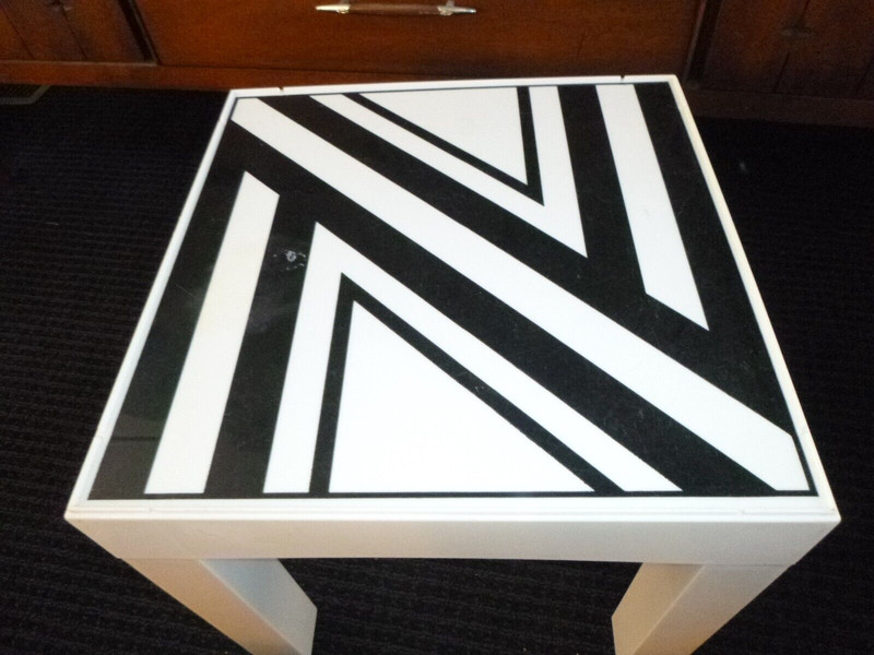 Vtg 70s Plastic Parsons Table Black & White Geometric Design 14" x 14" gallery