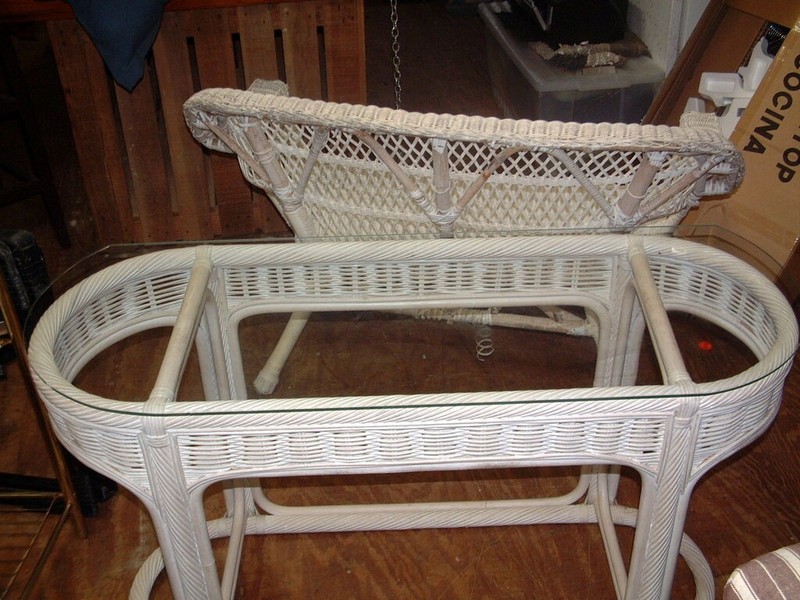 Wicker Vintage Vinyl Sofa Table with Glass 50 X 29 X 18, NICE